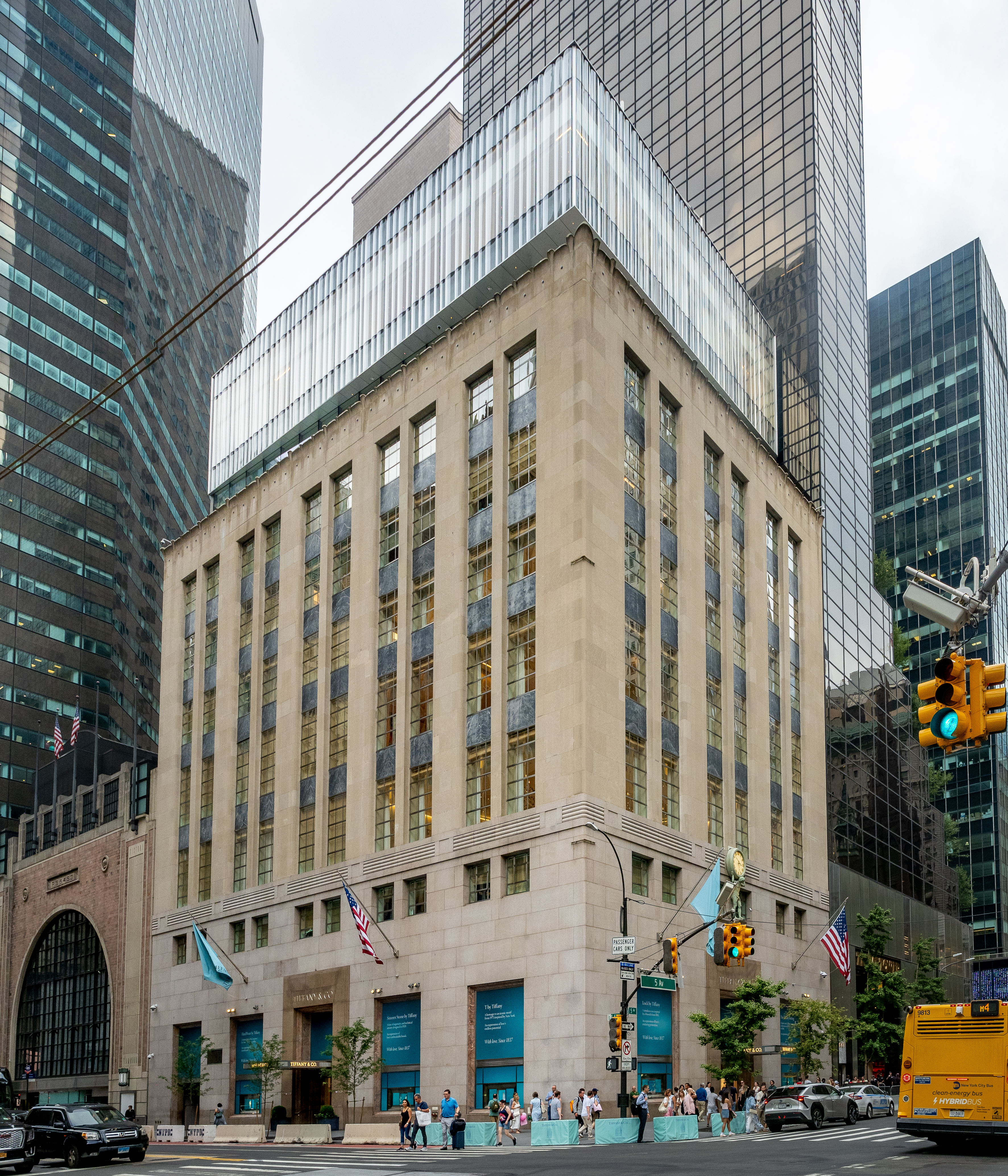 Tiffany and Co flagship store, The Landmark